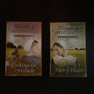 Wanda E. Brunstetter Book Set of 2 A Merry Heart and Looking for a Miracle